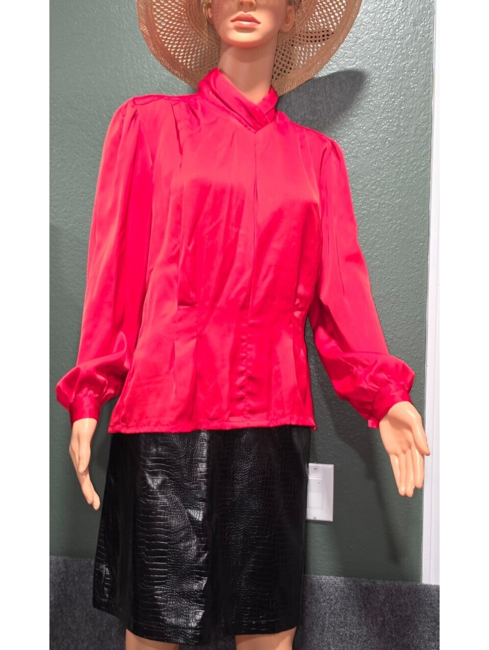 VS46. Vintage 80s Laura & Jayne red satin draped mock neck blouse size 8